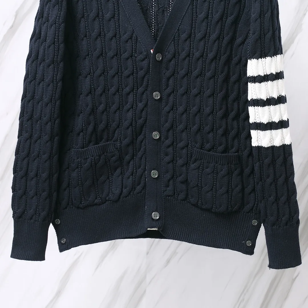 ：M 12（TB ） THOM BROWNE .TBClassic Breathable Same Style ：White/Navy Blue /Gray Size：1/2/3/4